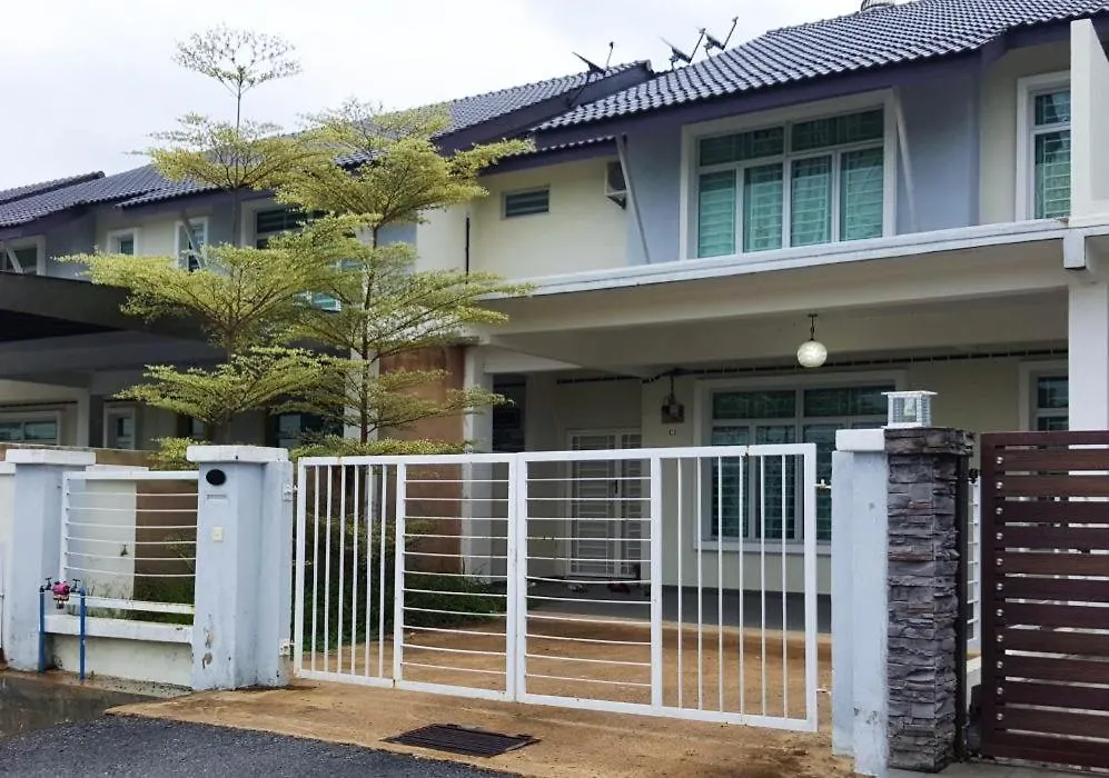 Anugerah Homestay Islam Ayer Keroh, 4 bilik tidur&4 bilik air-1